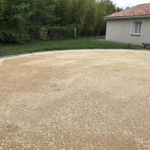 Terrassement autour habitation