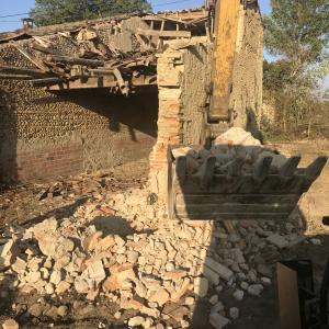 Démolition d'une ancienne bâtisse
